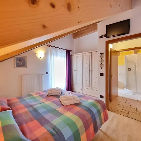 Le Rose Lejlighedshotel Pozza di Fassa